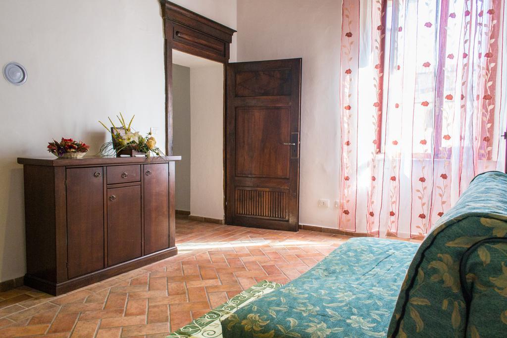 Appartamento Palazzo Sadun Pitigliano Exterior photo
