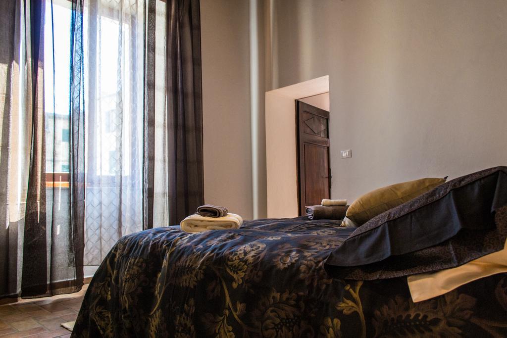 Appartamento Palazzo Sadun Pitigliano Exterior photo